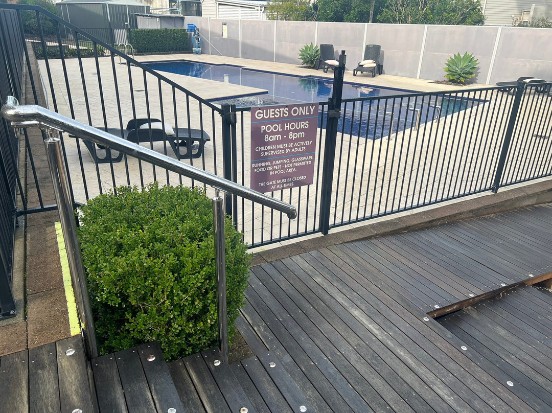 Hawks Nest Motel主图