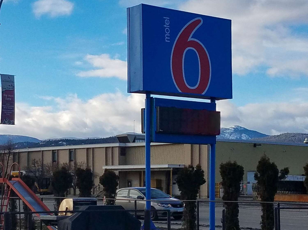 Motel 6 Cranbrook, BC