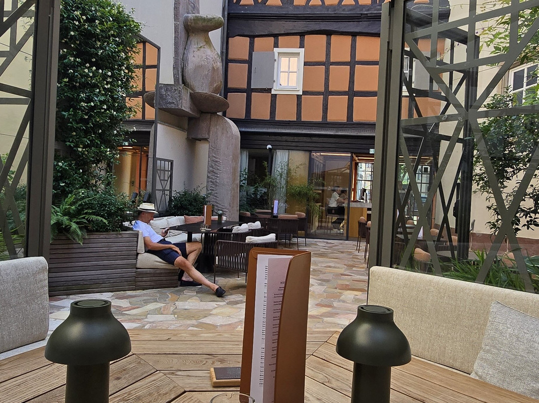 Hotel Colombier Suites主图