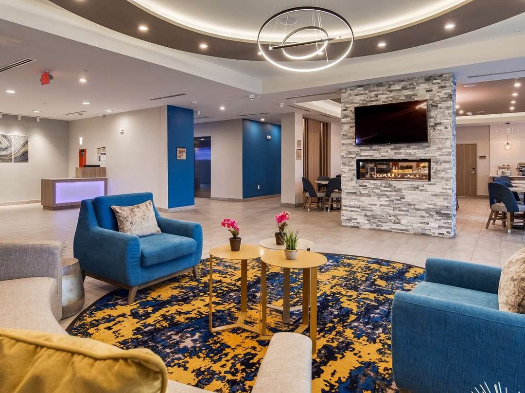 Best Western Plus Mid County