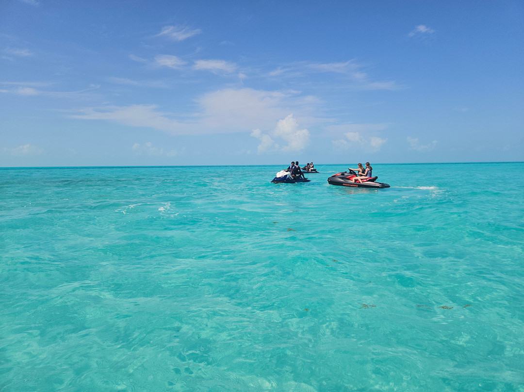 Champ ski-Long Bay Beach必去景点