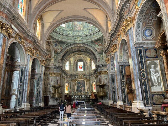 Basilica Di San Vittore-韦尔巴尼亚必去景点