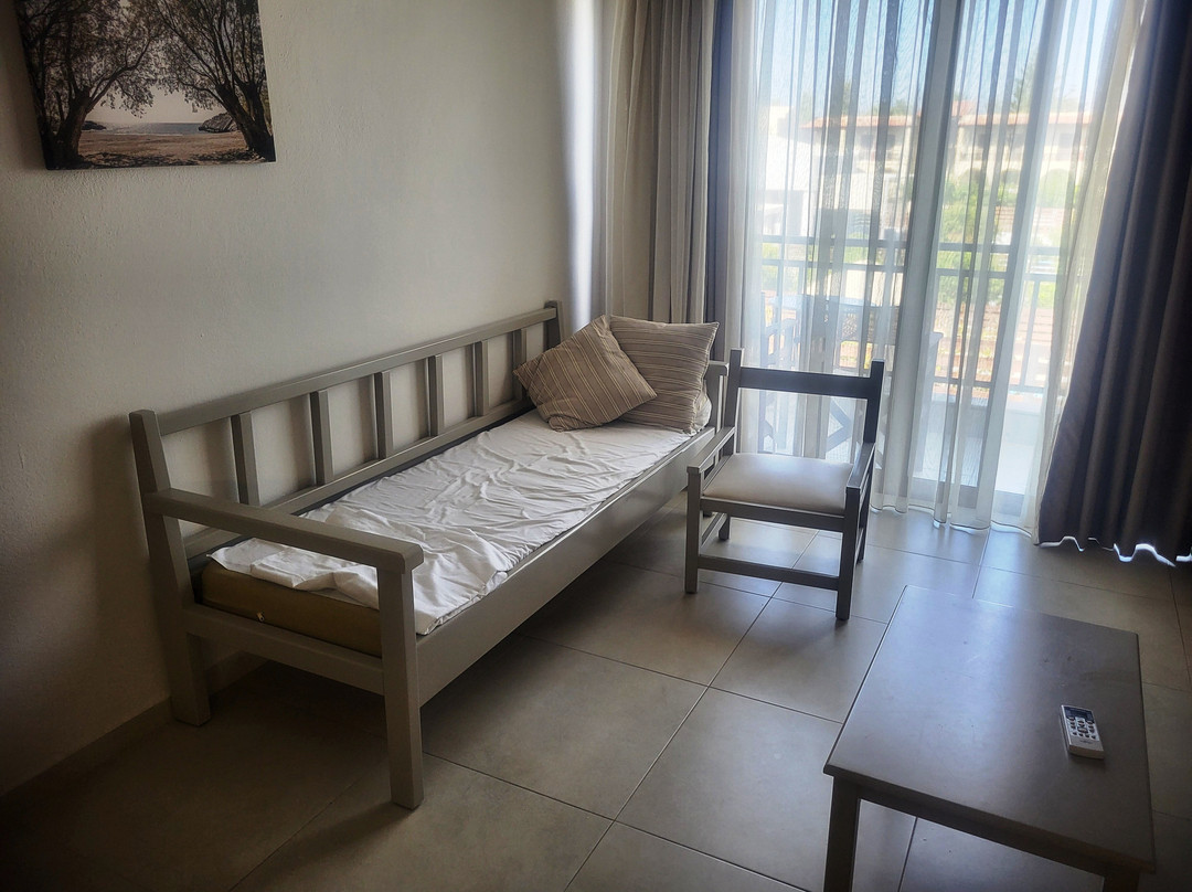 Trefon Hotel Apartments & Family Suites主图