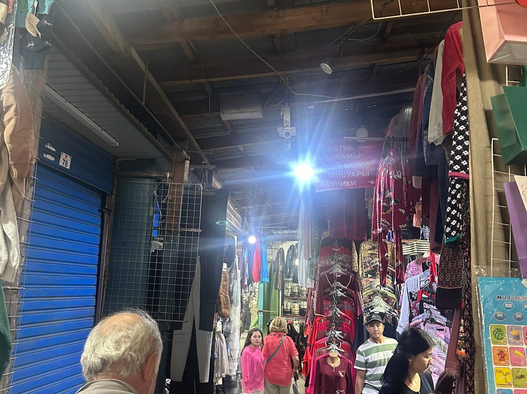 Osh Bazaar-比斯凯克必去景点