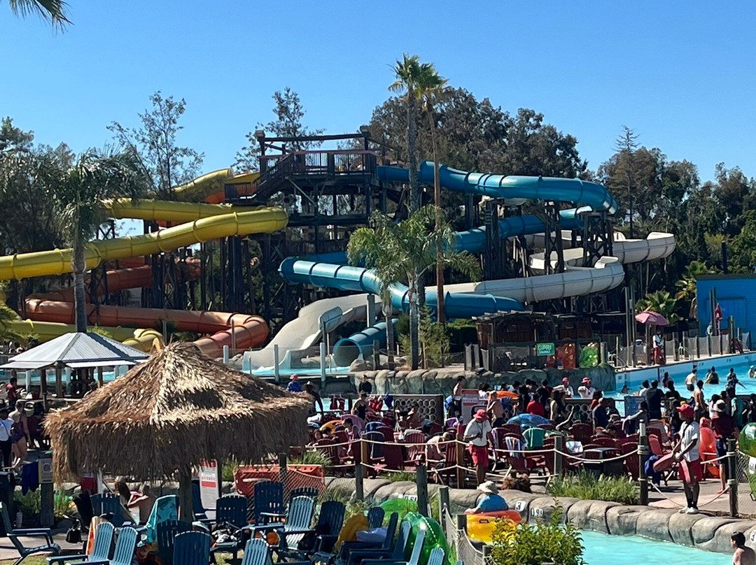 Six Flags Hurricane Harbor Concord-康科德必去景点