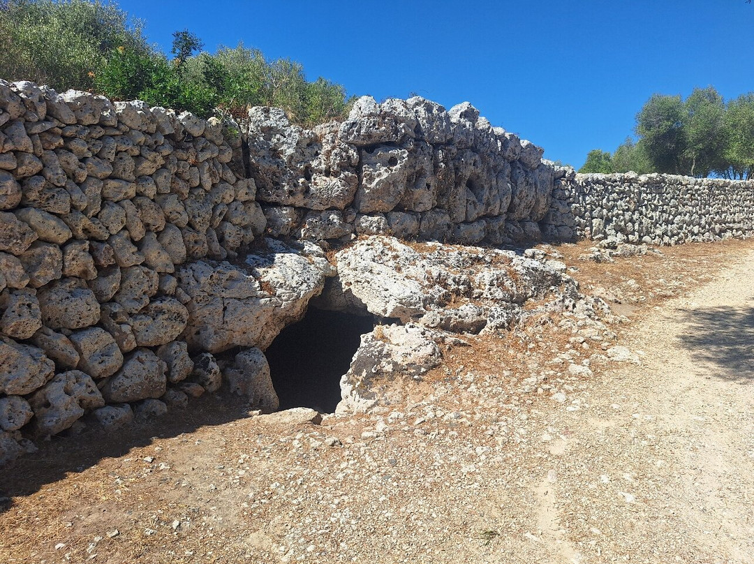 Taula de Trepuco-Sant Lluis必去景点