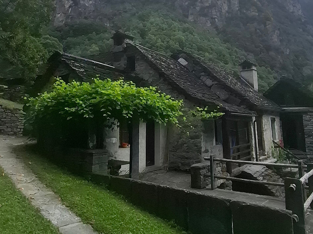 Waterfall of Foroglio-Foroglio必去景点