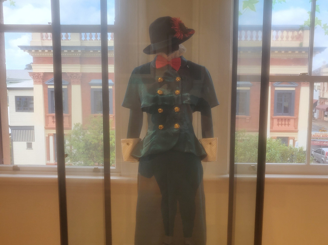 Mary Poppins Statue-Maryborough必去景点