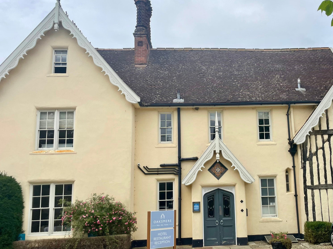 The Oaksmere主图