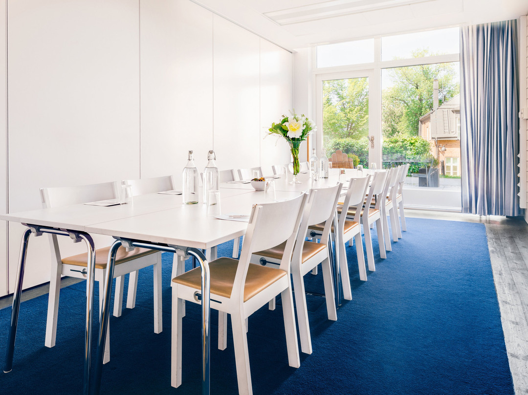 Nacka酒店住宿-J酒店