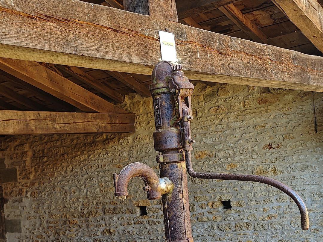 Lavoir Du Bourg De Soudan-Soudan必去景点