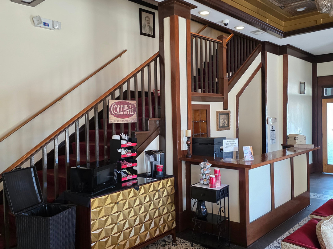 Hotel DeFuniak主图