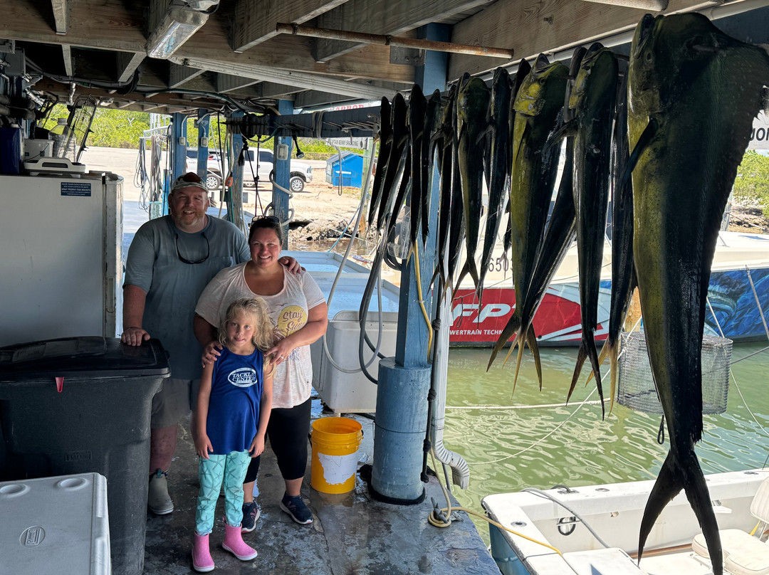 Drop Back Fishing Charters-伊斯拉摩拉达必去景点