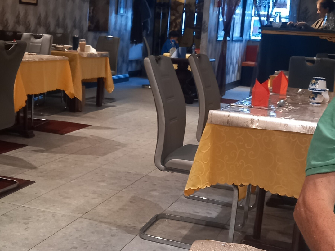 Golden Sea Chinese Restaurant