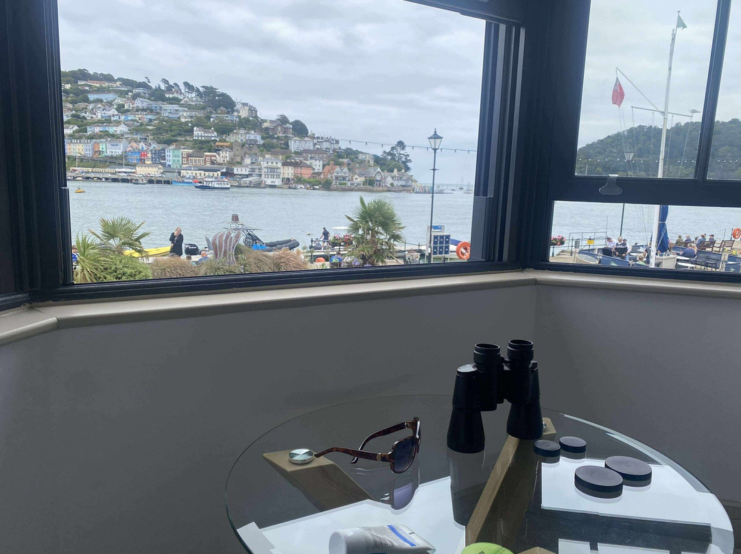 Waterfront House主图