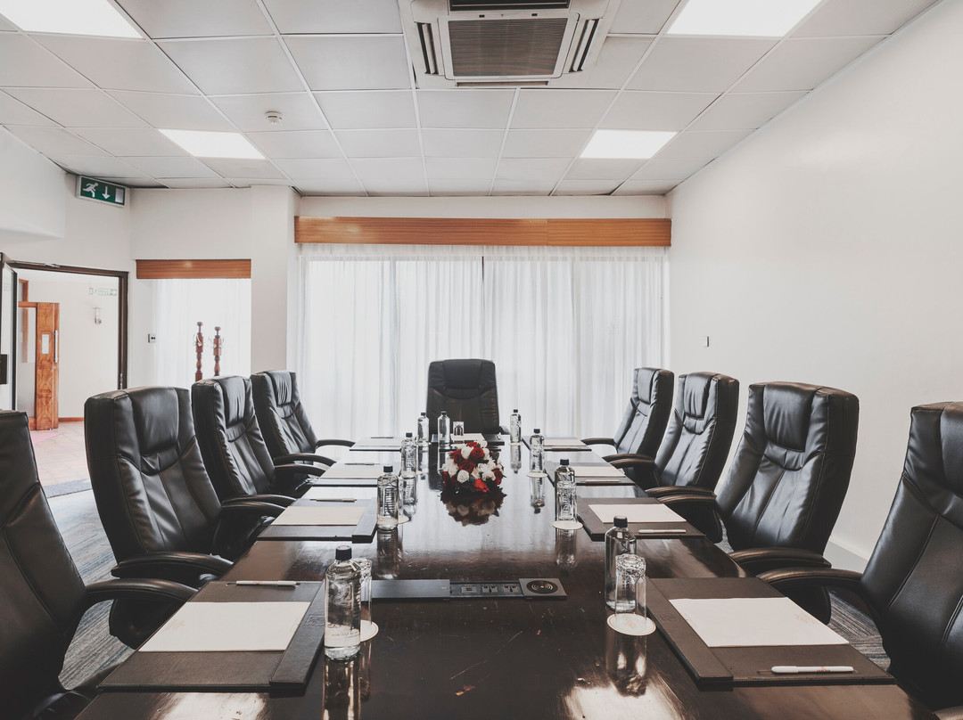 萨洛瓦帕纳弗里克酒店主图