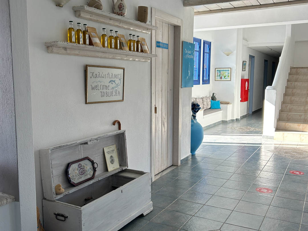 Blue Sea Hotel主图