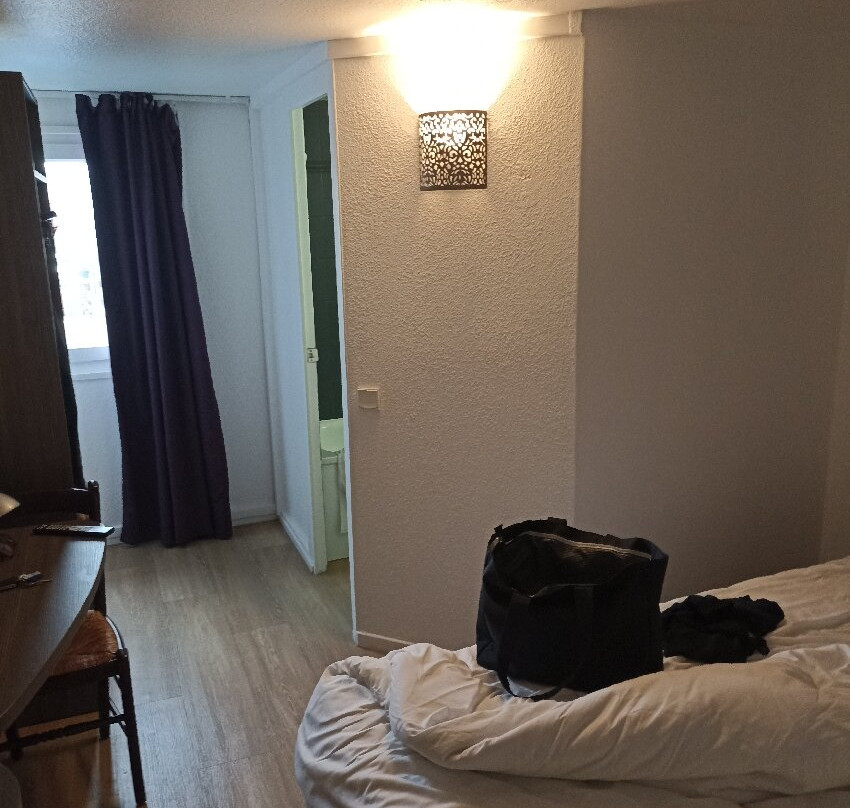 Brit Hotel Reims La Neuvillette主图