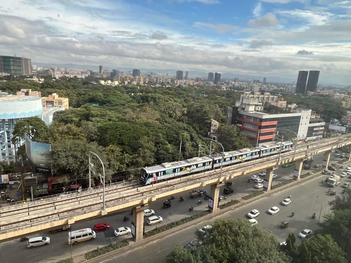 浦那纳加尔路诺富特酒店-客卧