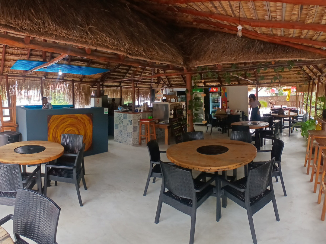 Tchau Chow Restaurant And Bar