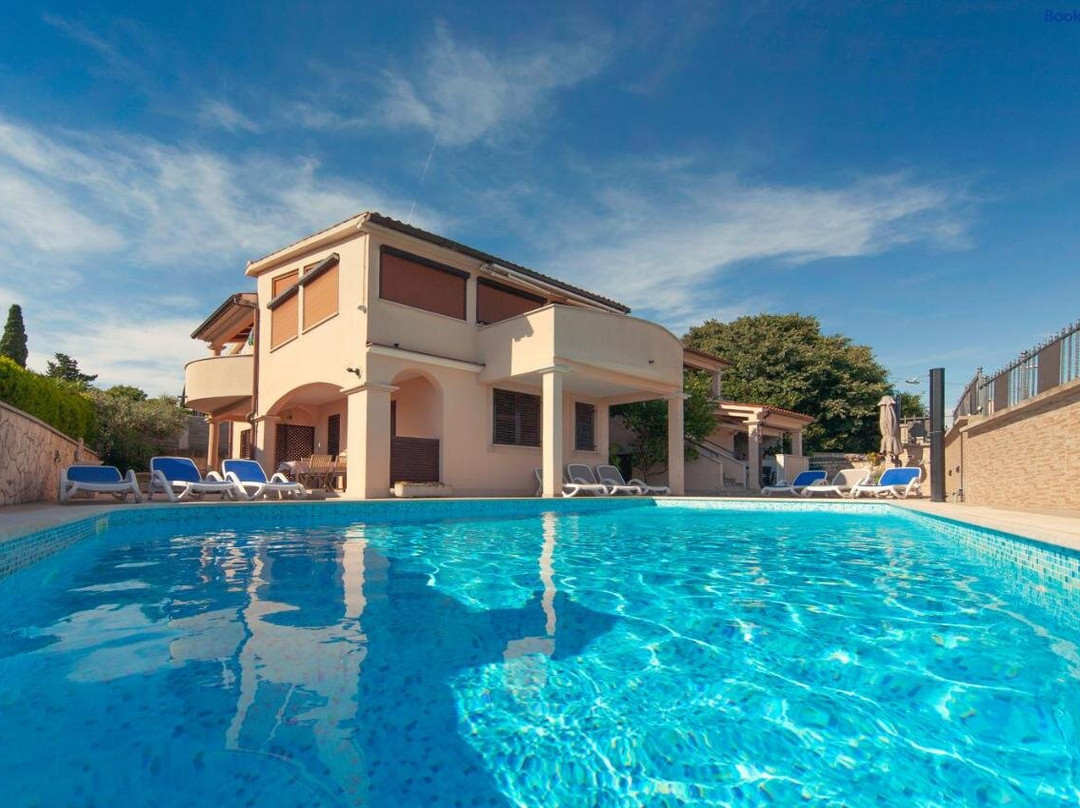 Guest House Carmen