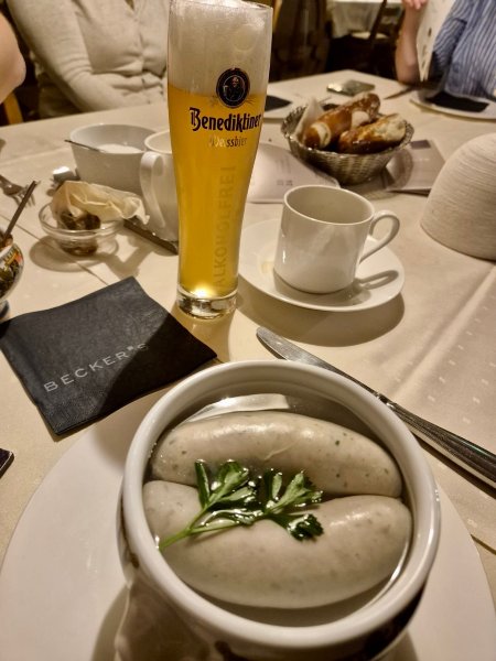 贝克尔酒店及餐厅-官方