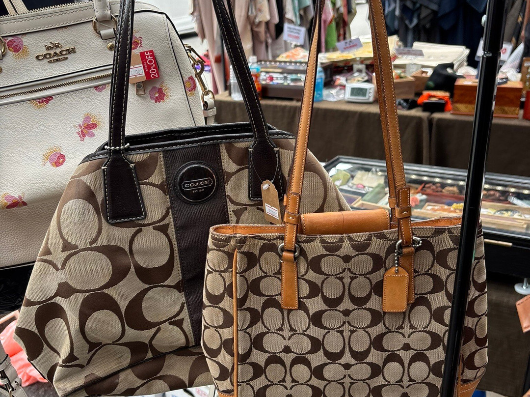 Tokyo City Flea Market Oi Keibajo-品川区必去景点