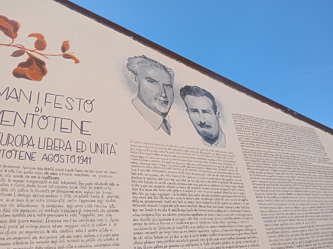 Murales ''Fontamara''-Aielli必去景点