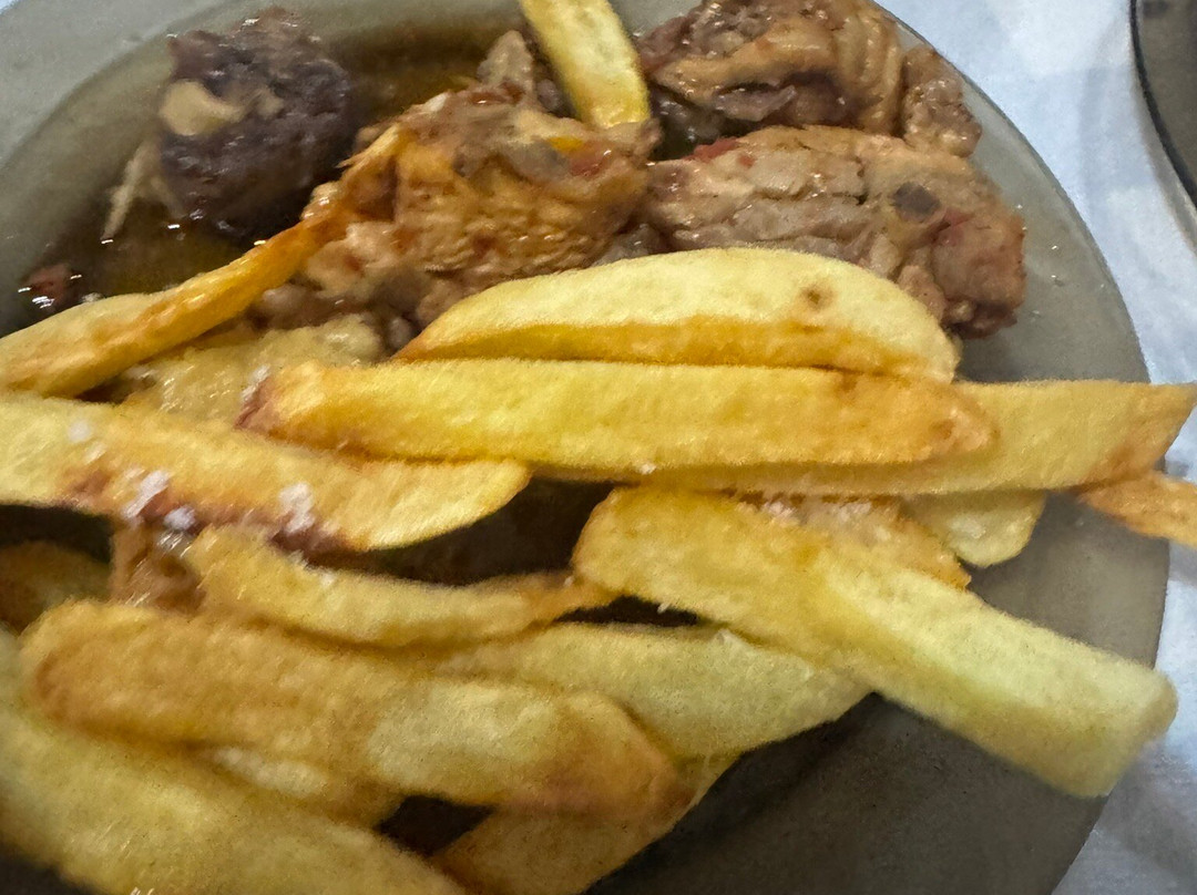 Waves on the Rock主图