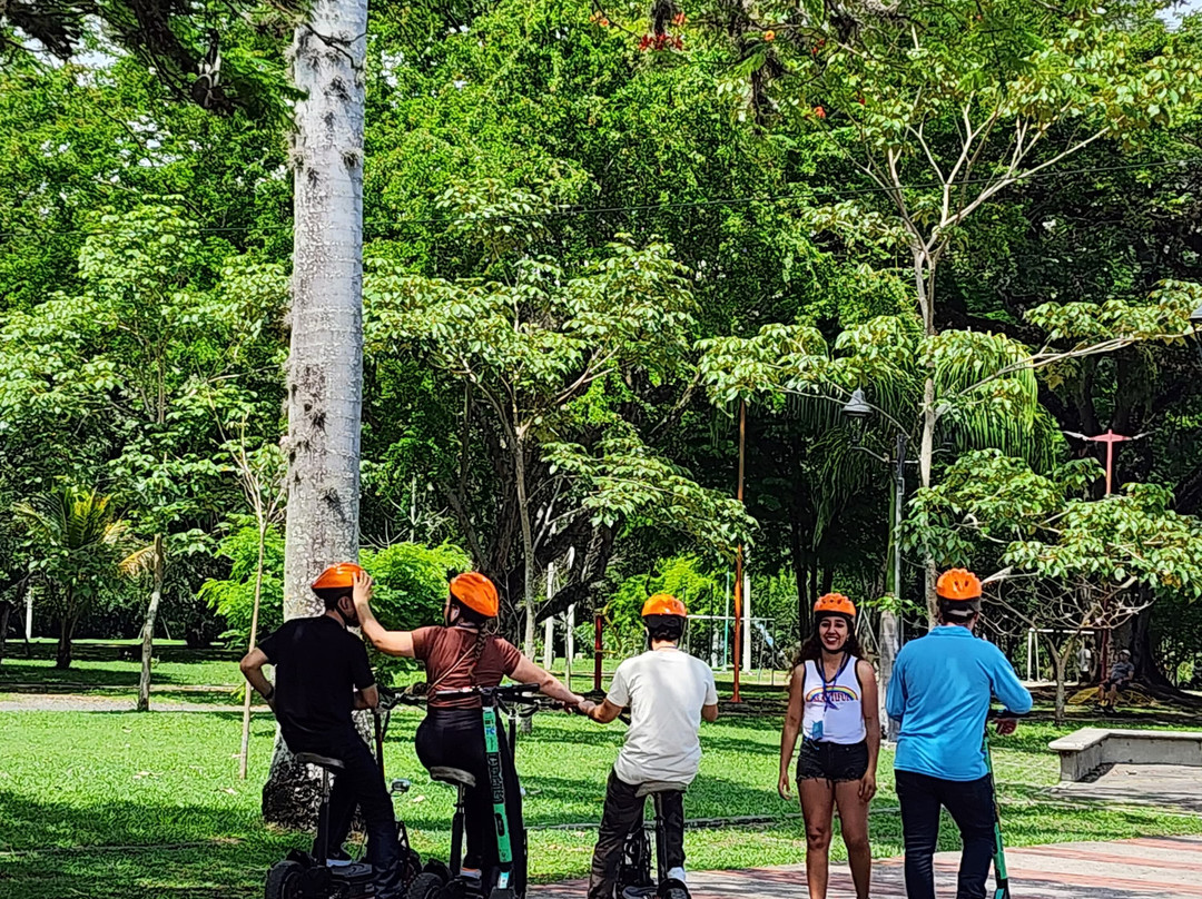 Vox Tours Colombia, que hacer en Buga? patinetas eléctricas, scooters electricas-Buga必去景点