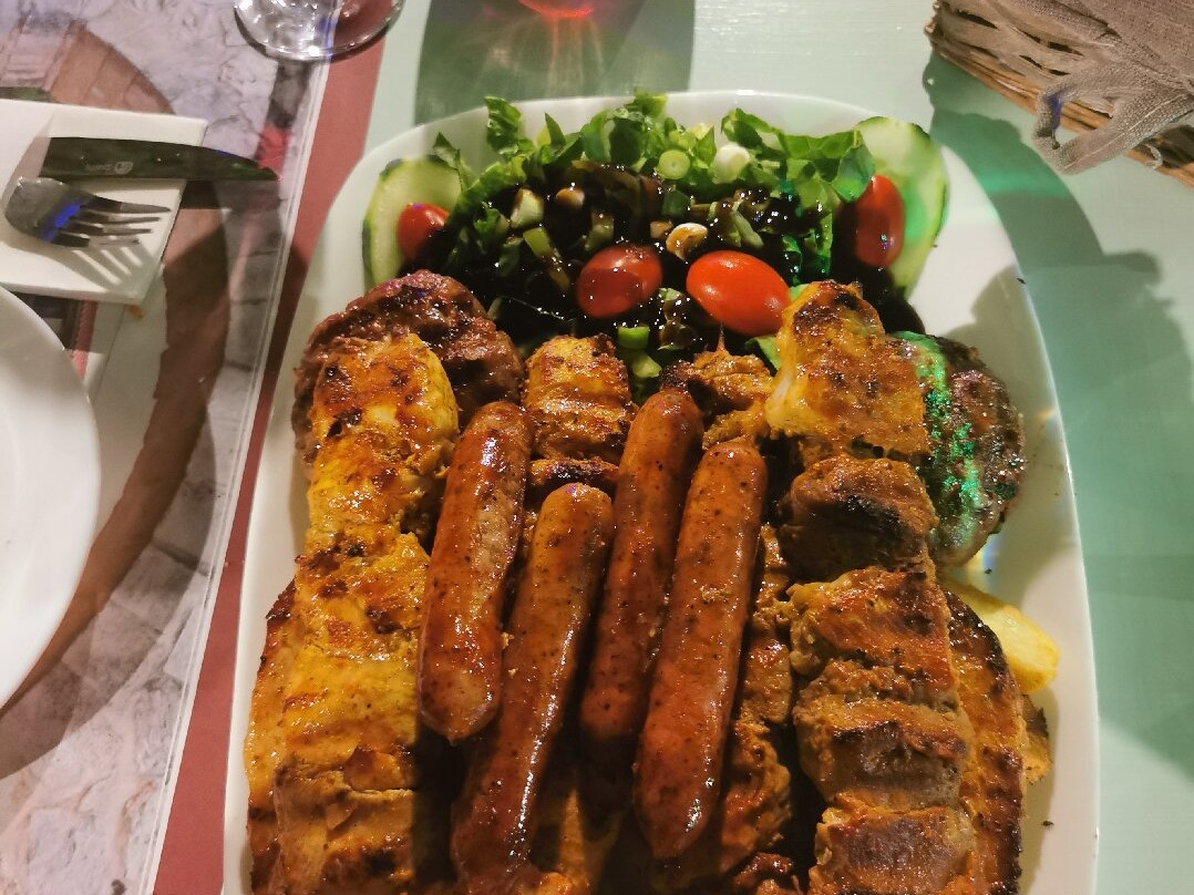 Maxis Traditional Cafe And Handmade Ceramic Shop-Gerani必去景点