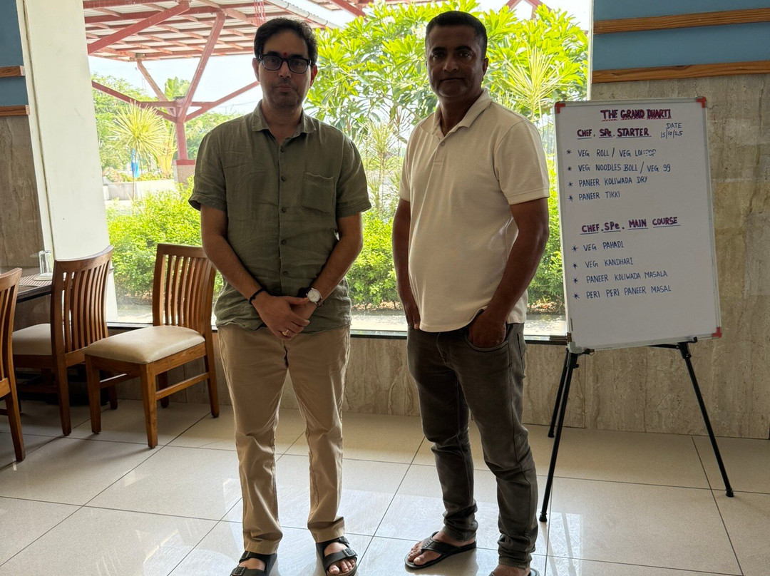 The Grand Dharti Hotel (tgd)