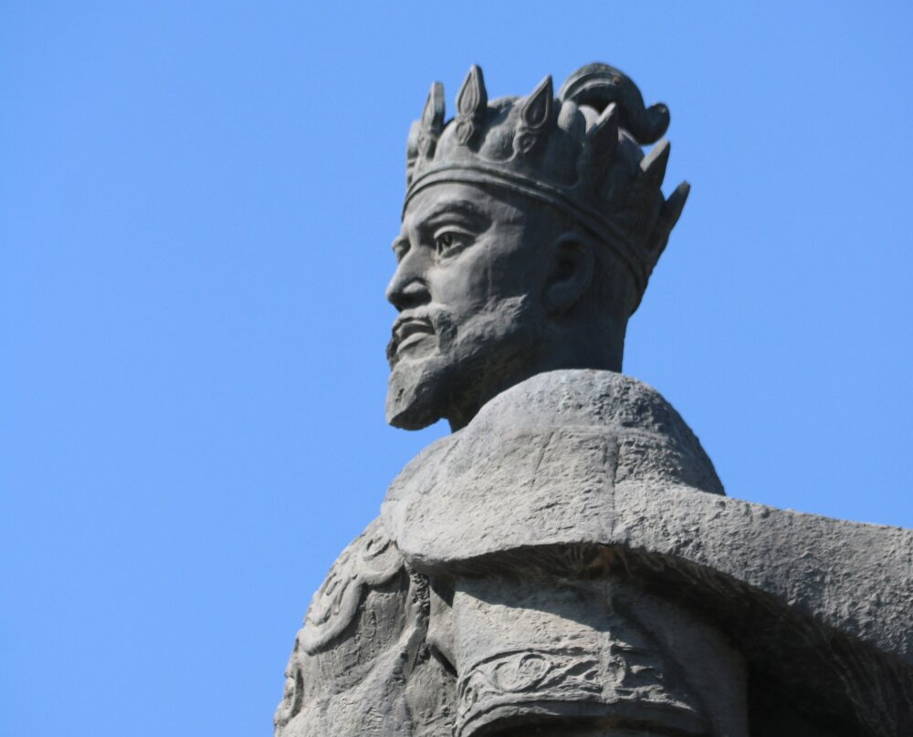 Statue of Amir Timur-沙赫利苏伯兹必去景点