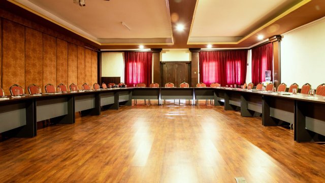 塔法利亚城堡酒店-商务中心/多功能厅