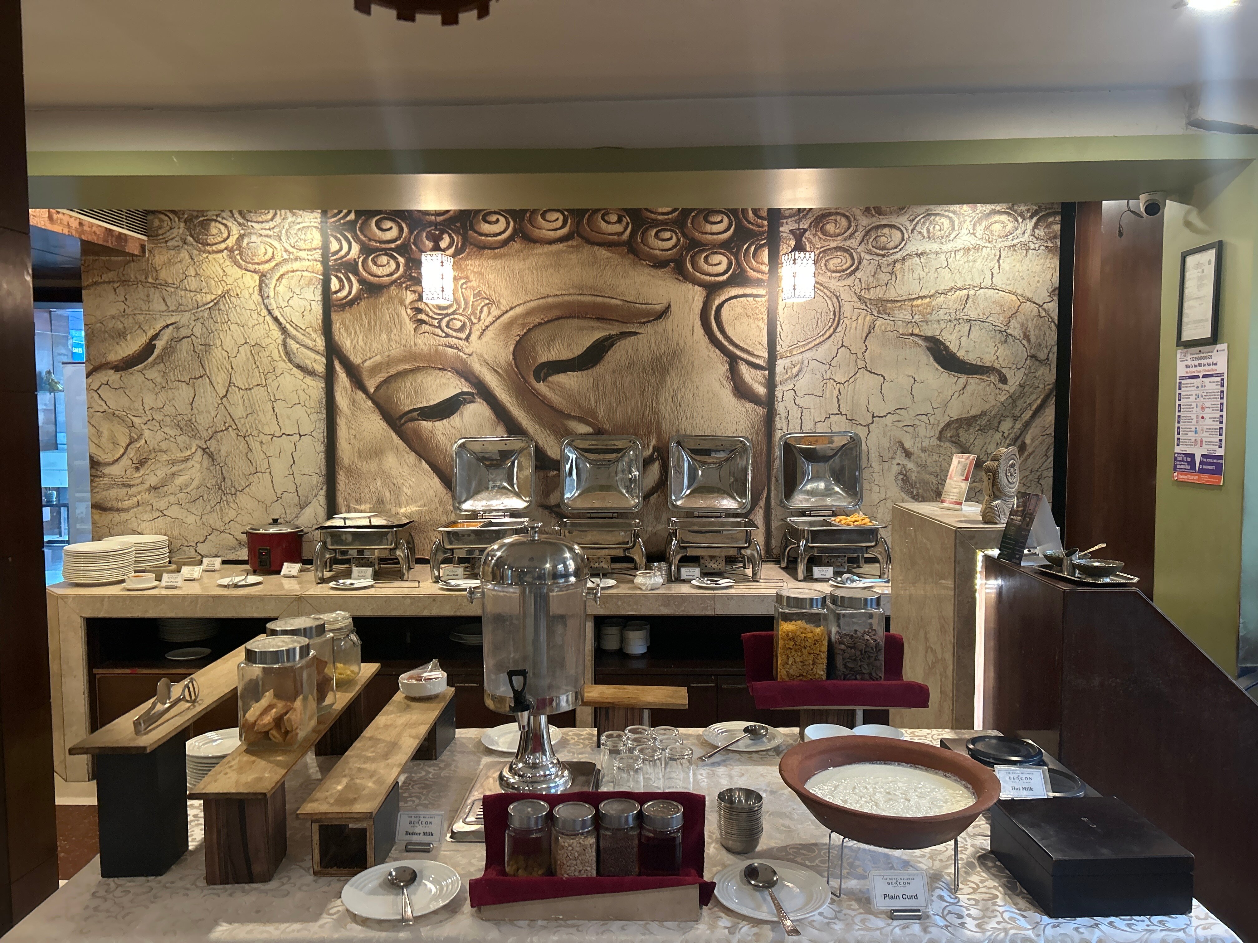 皇家美兰奇酒店-官方