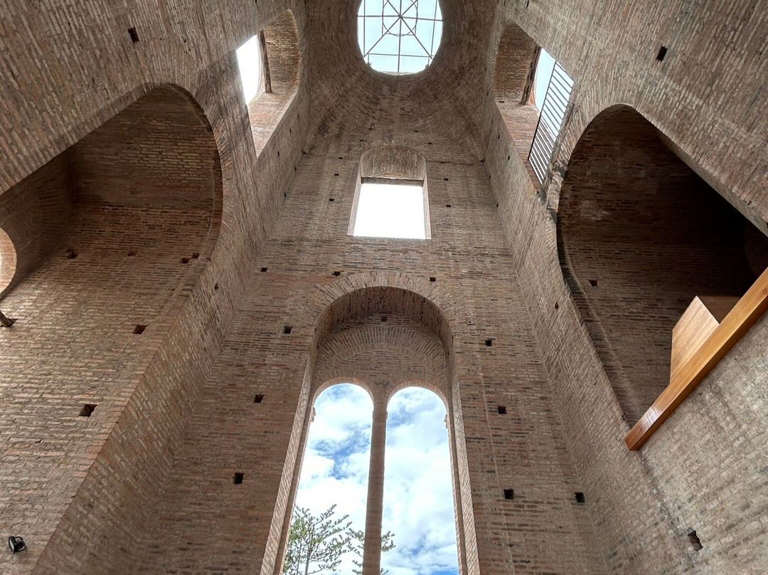 新教堂-昆卡必去景点