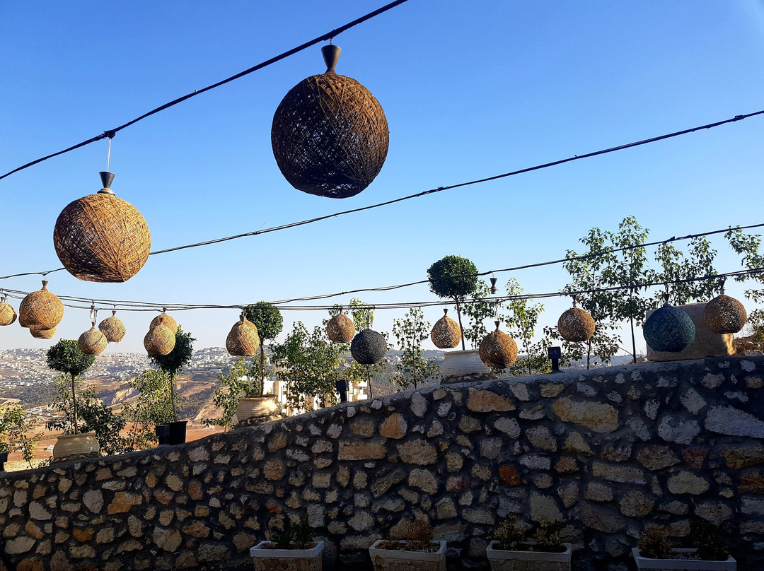 Trs Restaurant & Cafe