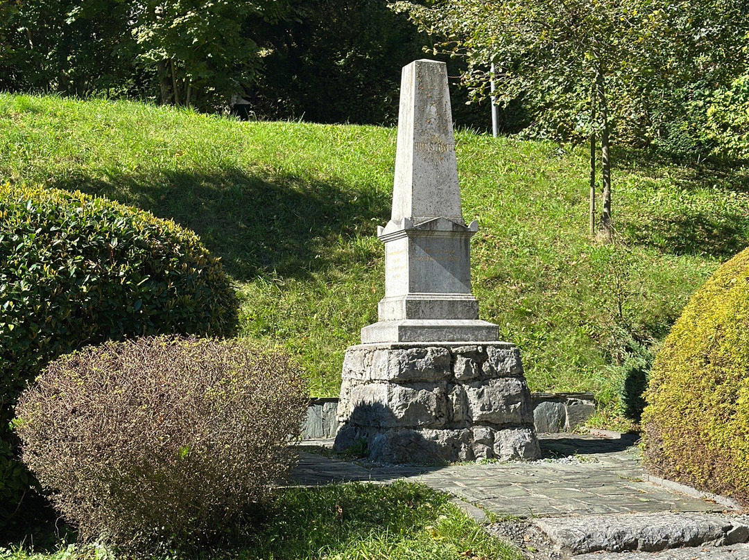 Sprehajalna Pot Okoli Blejskega Jezera-布莱德必去景点