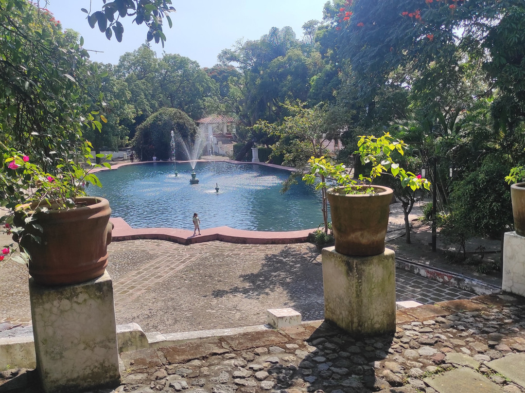 Garden Borda Cultural Center-奎尔纳瓦卡必去景点