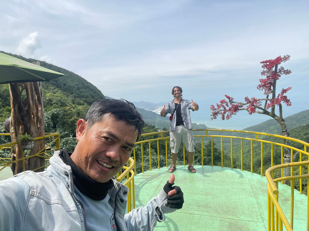 Hai Van Pass Riders-顺化必去景点