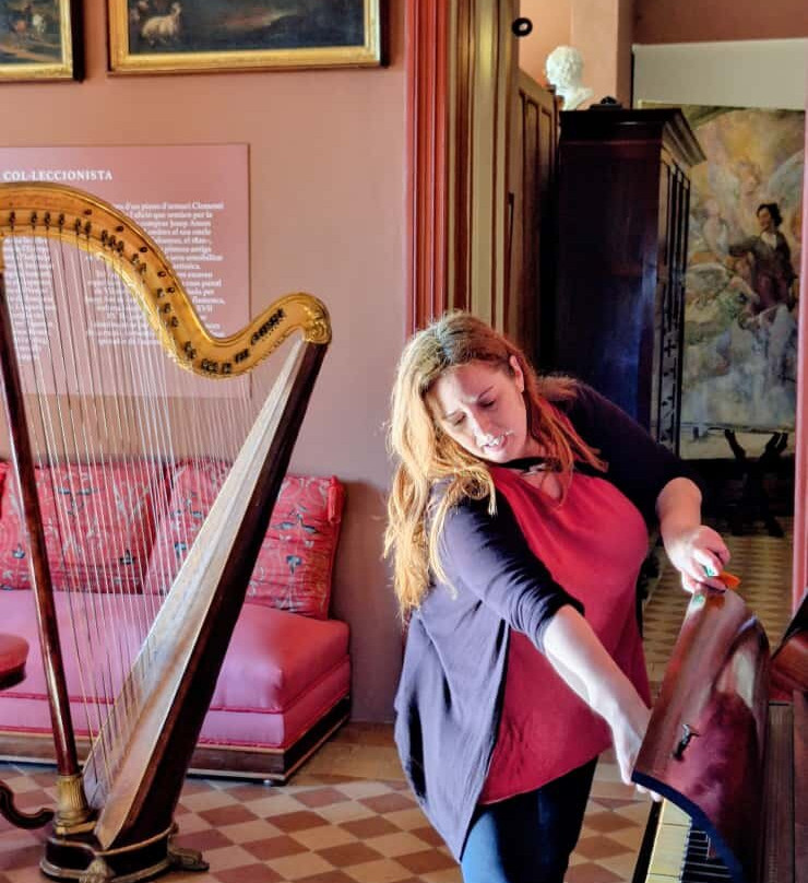 Masia d'en Cabanyes-比利亚努埃瓦－赫尔特鲁必去景点