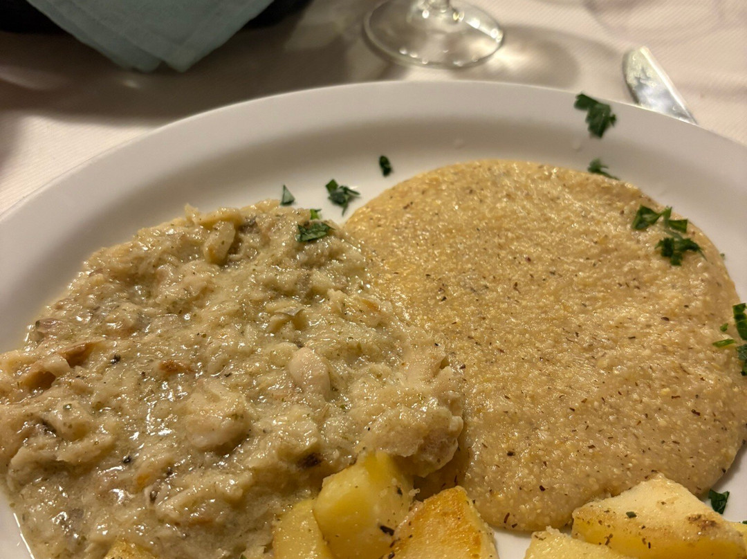 洛坎达卡那雷吉欧酒店主图