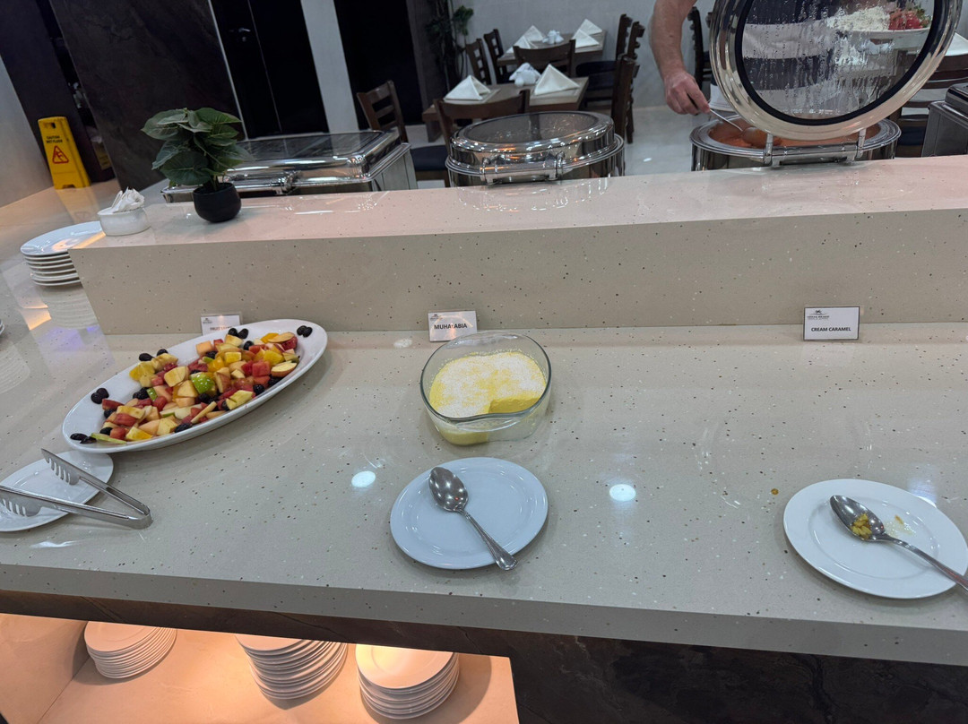 皇家海滩度假酒店主图