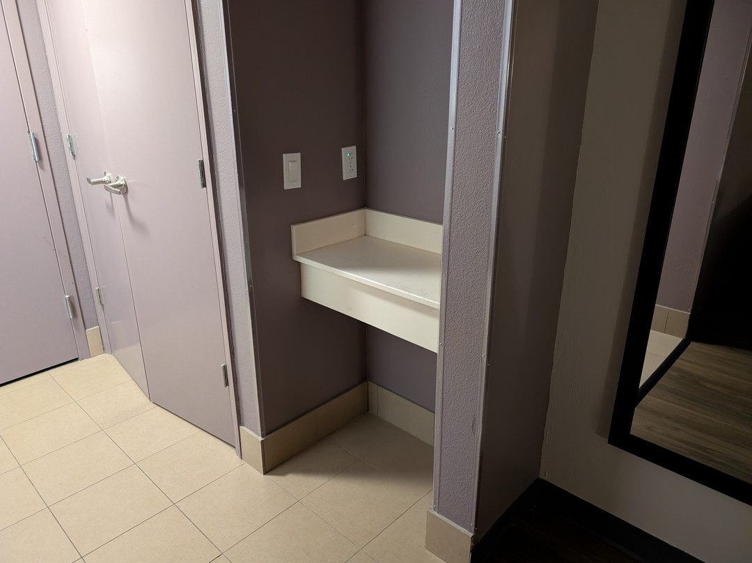 Murfreesboro Central Hotel主图