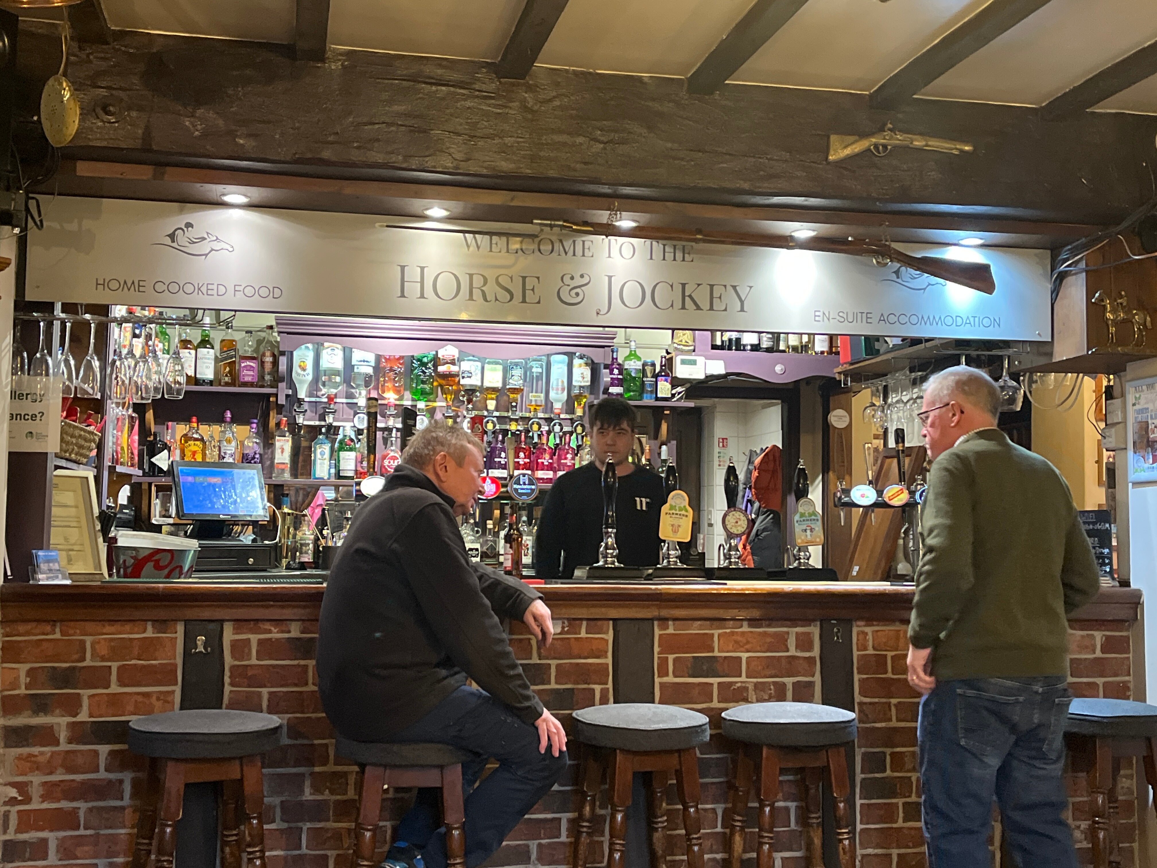 Horse and Jockey-官方