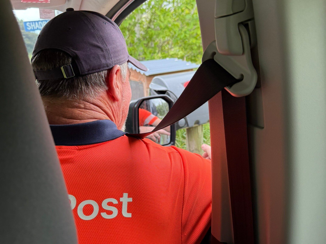 Akaroa's Eastern Bays Scenic Mail Run-阿卡罗阿必去景点