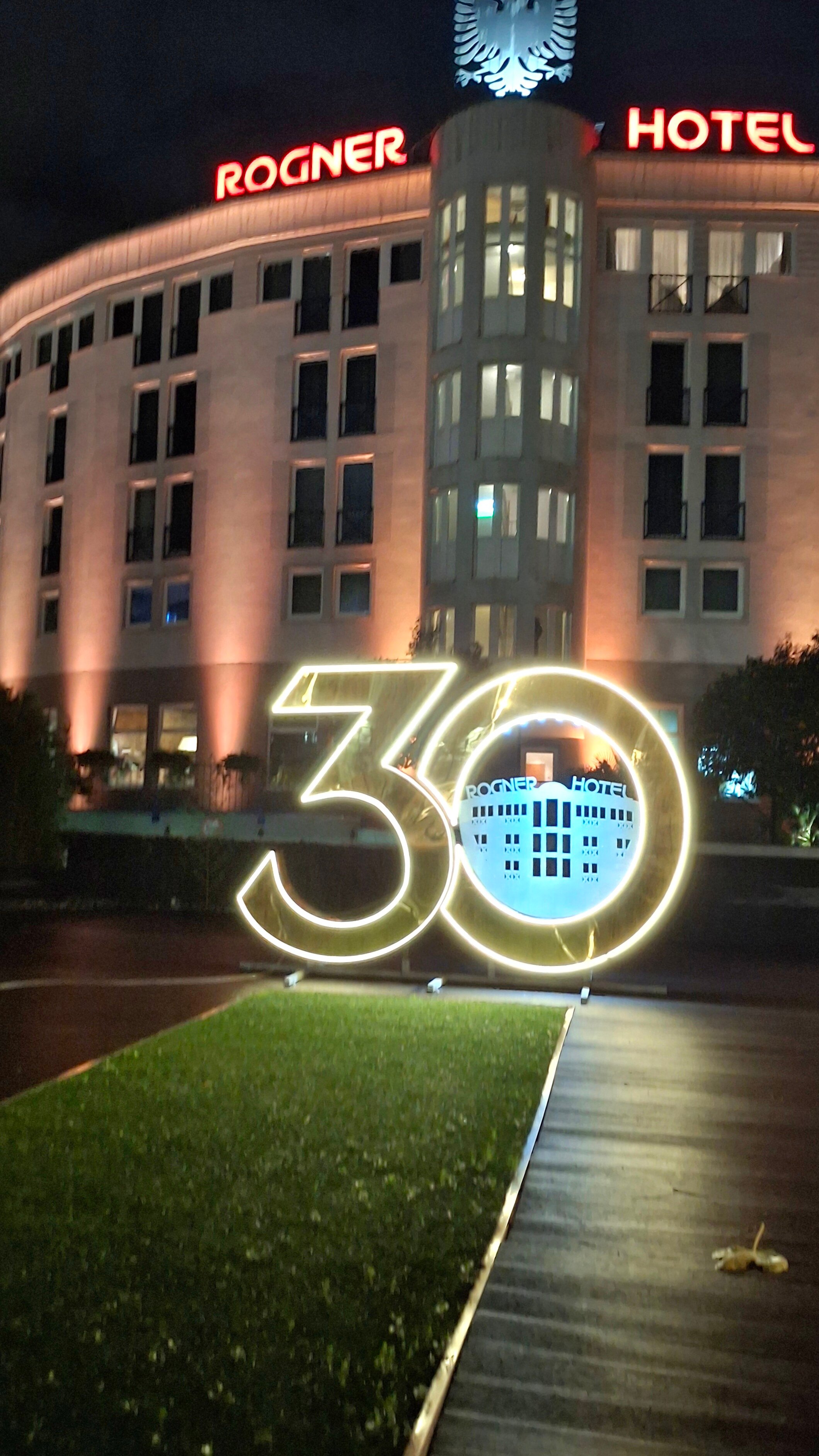 Rogner Hotel Tirana-浴室