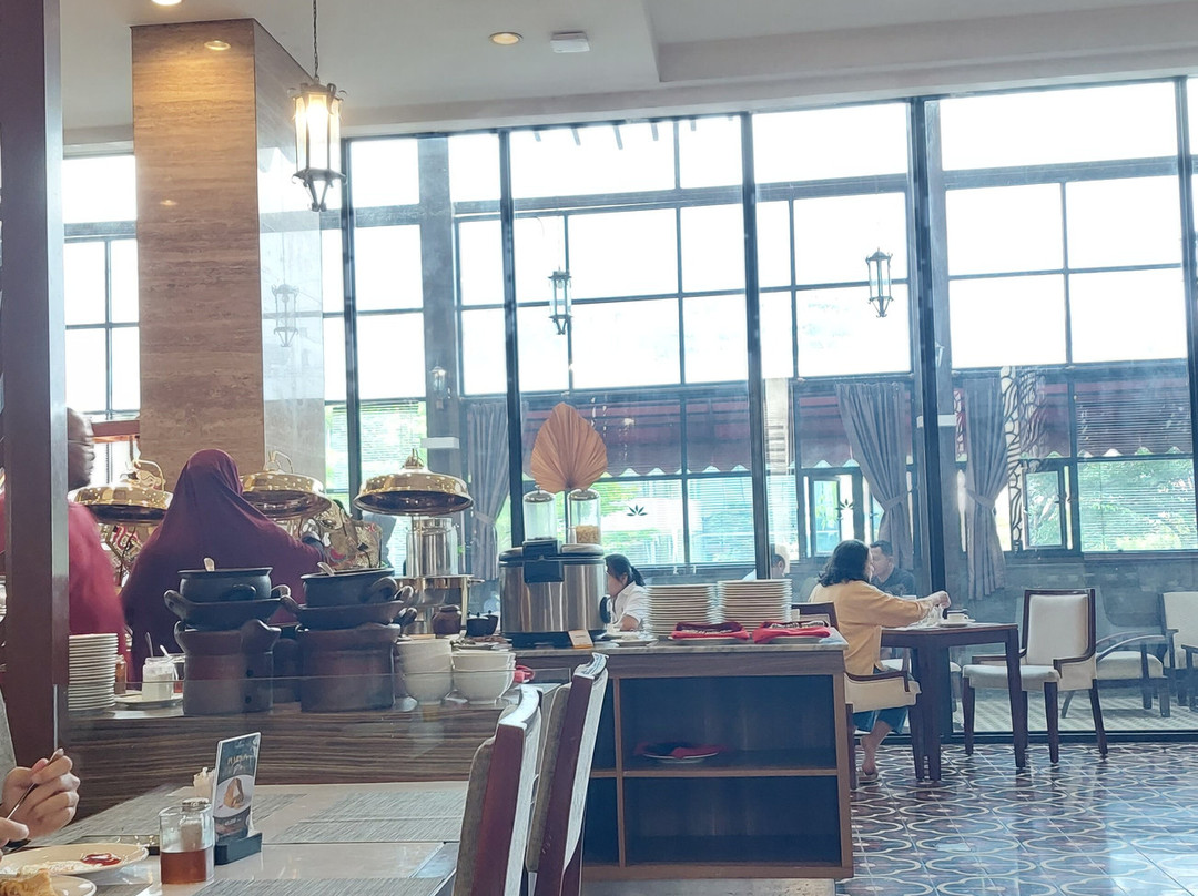 Hotel GranDhika Pemuda Semarang主图