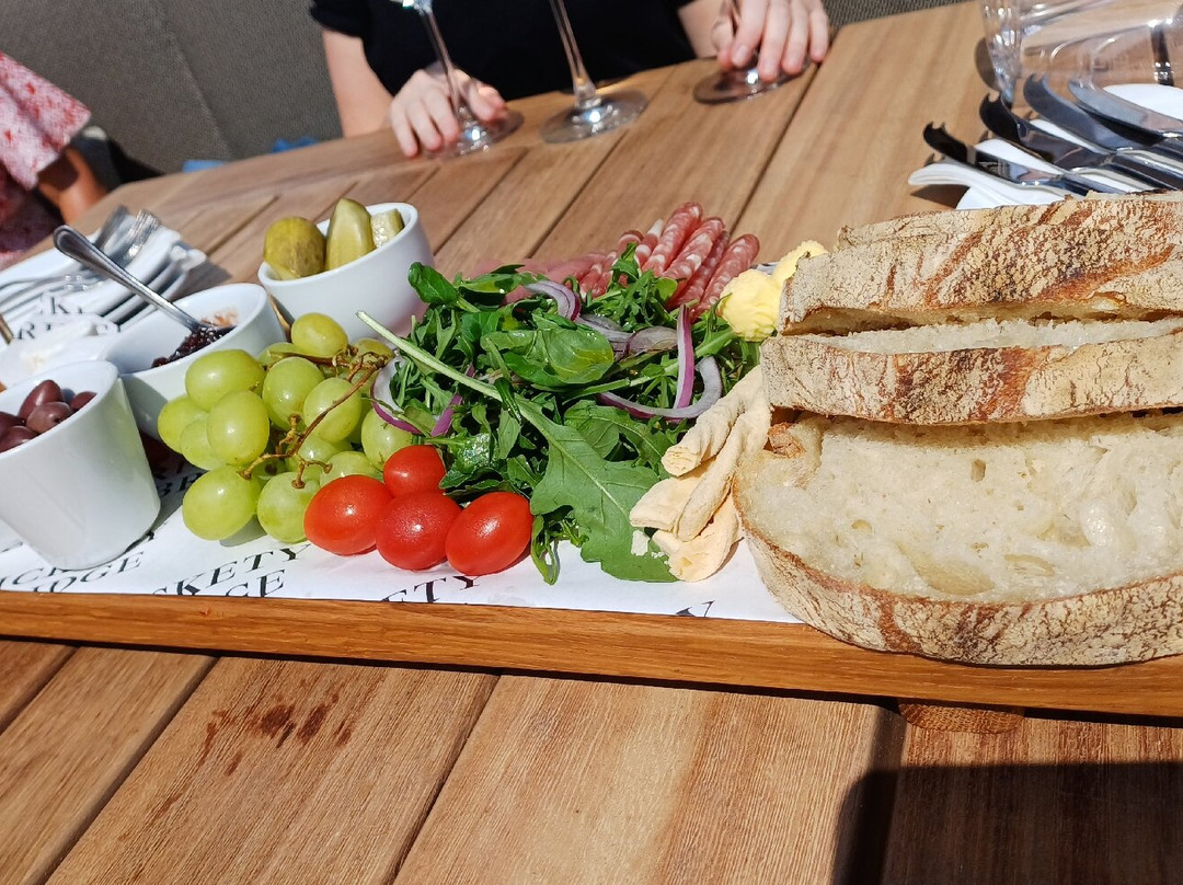 Rickety Bridge Wine Estate-法兰舒克必去景点