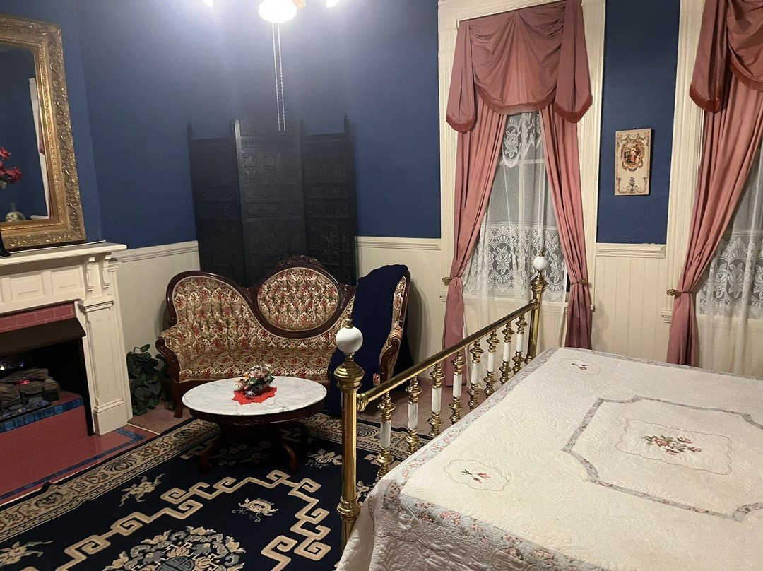 Falcon Rest Mansion & Gardens-McMinnville必去景点